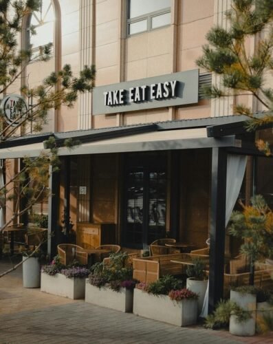 Casual Dining & Family Restaurants