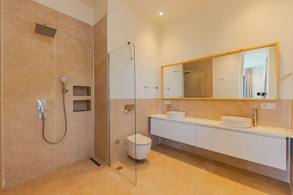 bathroom storage idea
