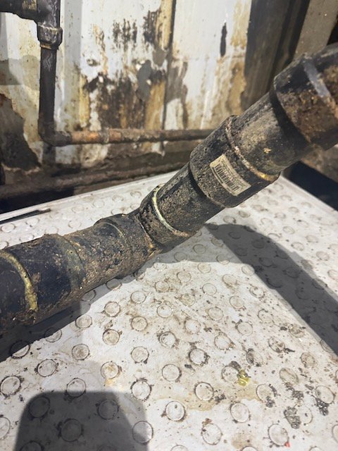 installing Plumbing pipes